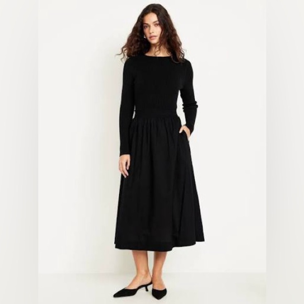 OLD NAVY Smocked Midi Skirt Black in Size XS, NWT